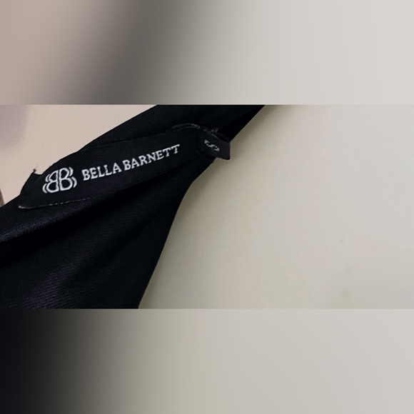 Black Asymmetrical Bodycon Dress with Cut Out for Cocktail - Picture 7 of 7